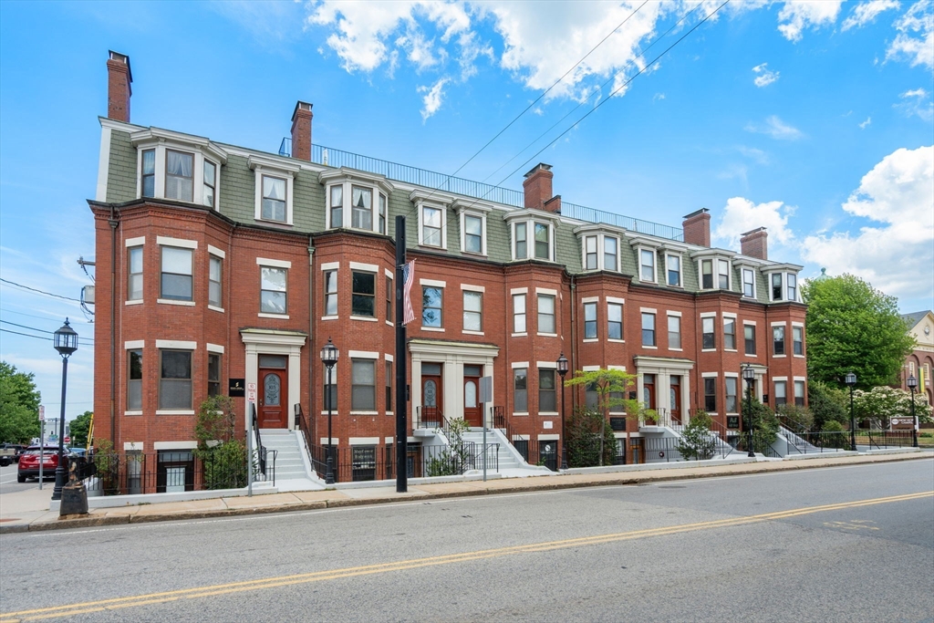 95 Court St #19 — photo