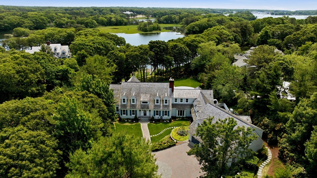 375 Baxters Neck Rd — photo