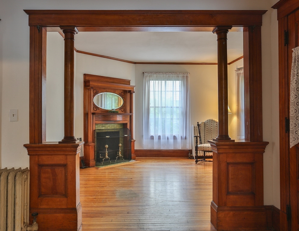 4 Trowbridge Road, Worcester, MA 01609 — photo 2