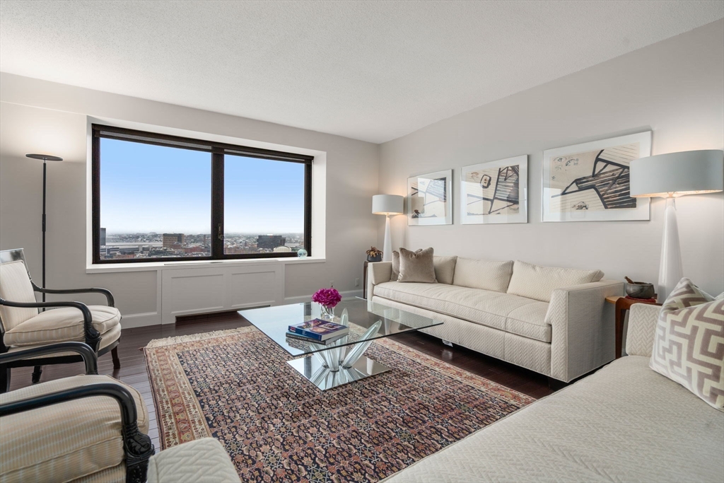 85 E India # 28F — photo