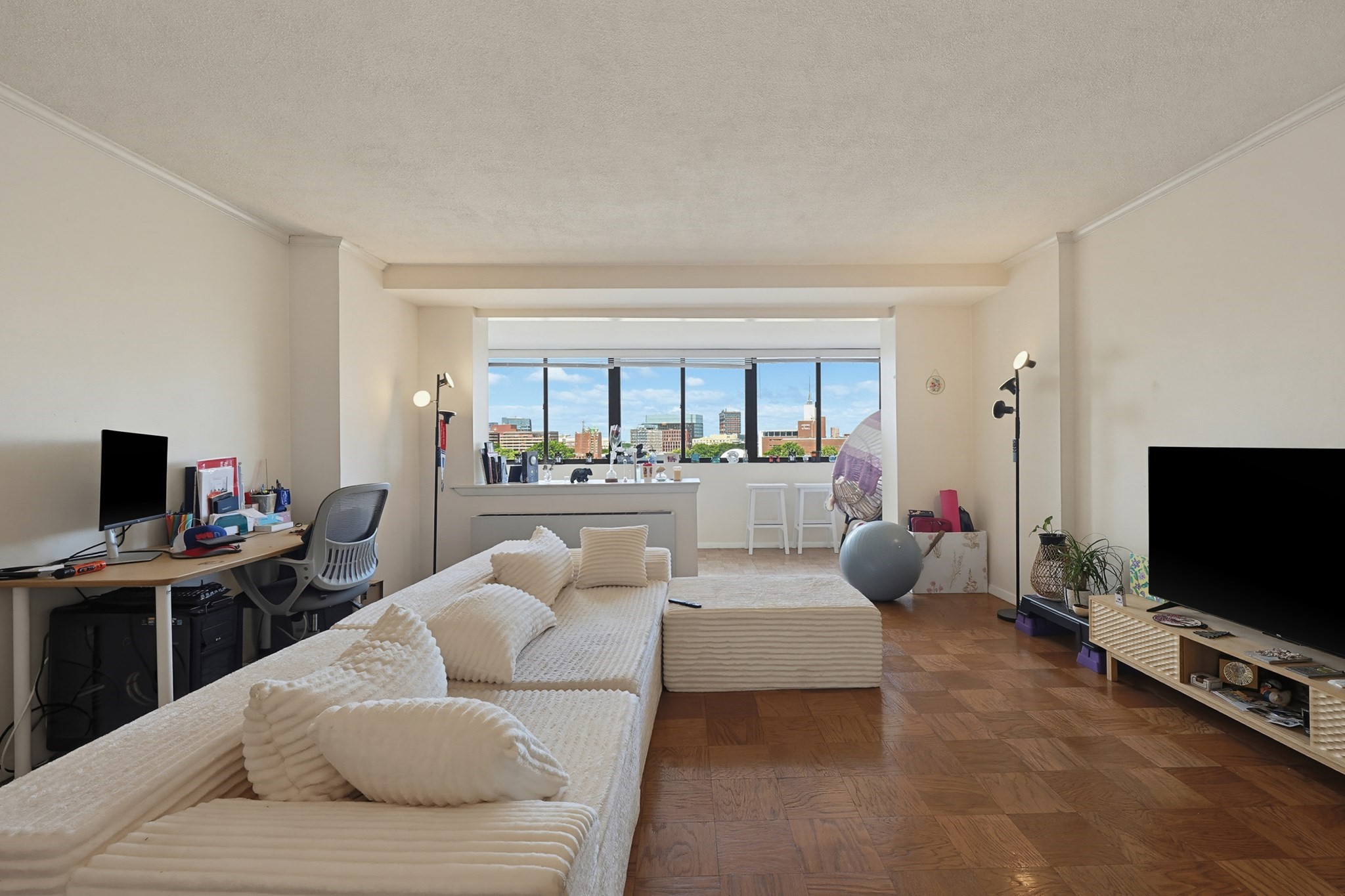 6 Whittier Pl # 7B — photo