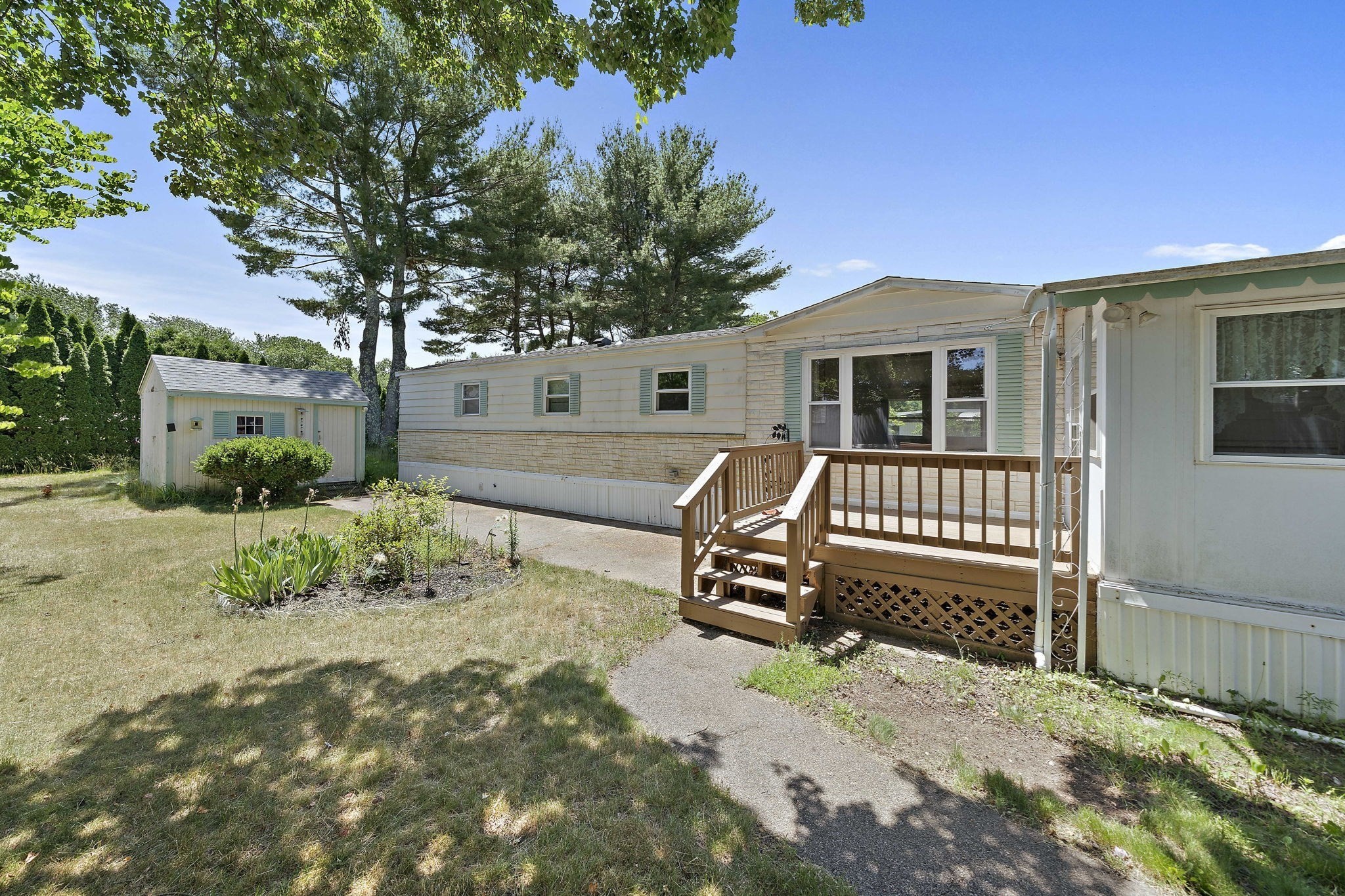 6 Northway — photo