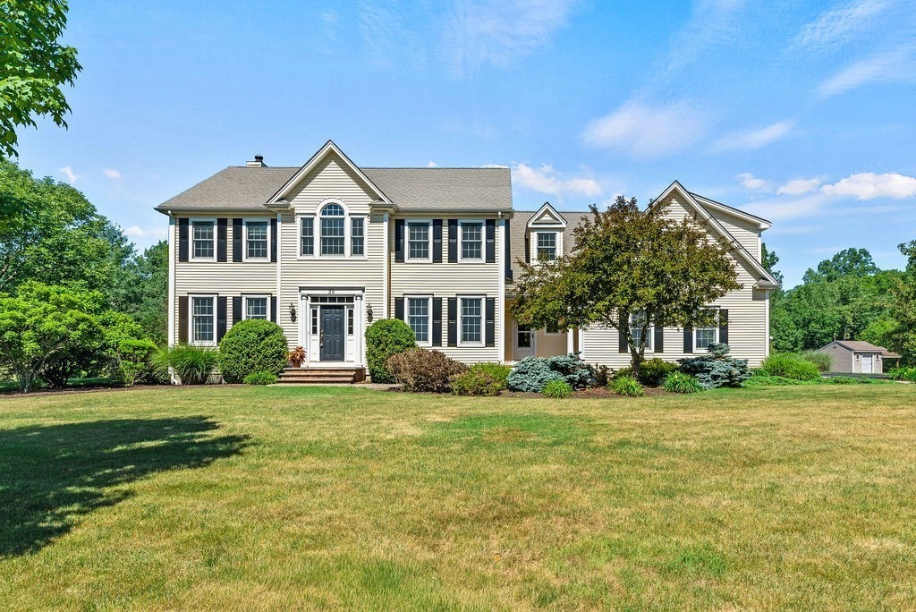 39 Letendre Road, Seekonk, MA 02771