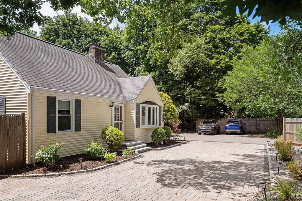 389 Commonwealth Road, Wayland, MA 01778 — photo 2