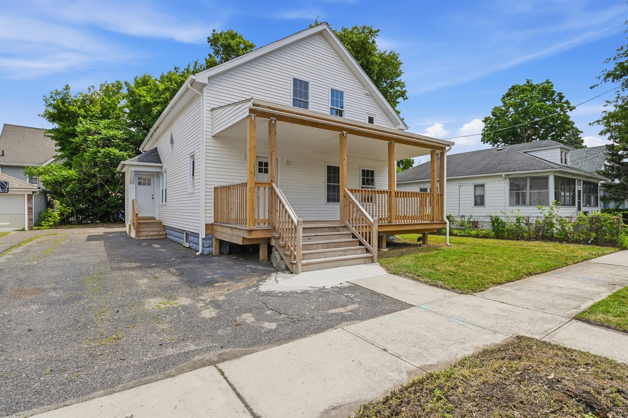 53 Devens Street, Springfield, MA 01151 — photo 2