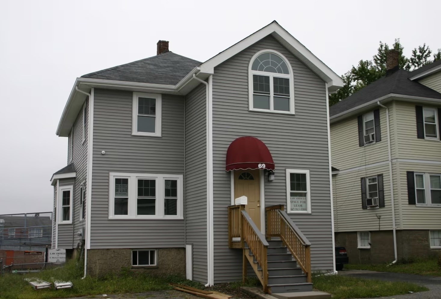 69 Holmes — photo