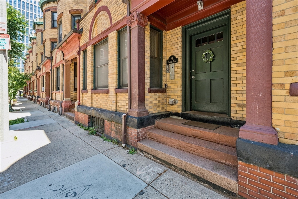 28 Edgerly Rd #2 — photo