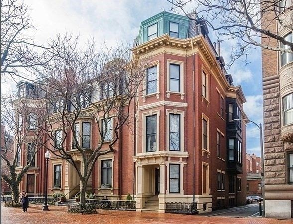 328 Dartmouth St #8 — photo