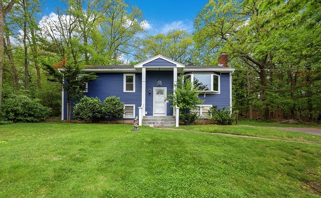 72 Westfield Dr — photo