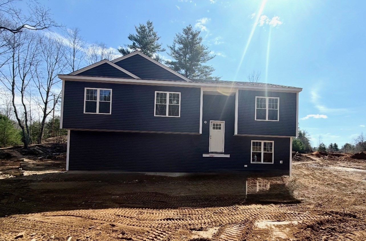 950 Old W Brookfield Rd — photo