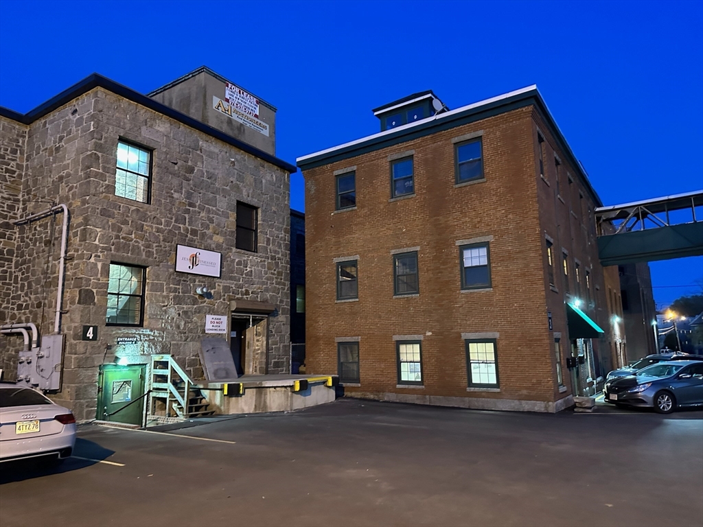 119R Foster St # 4 — photo