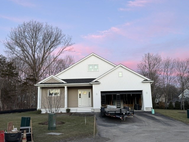 20 Coach Road — photo