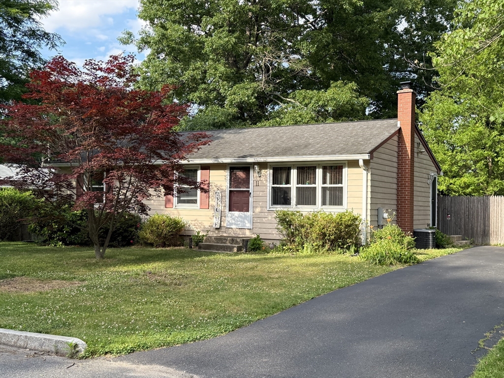 11 Butternut Street, Springfield, MA 01128