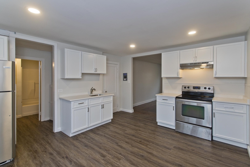 66 Fairview Avenue # 2 — photo