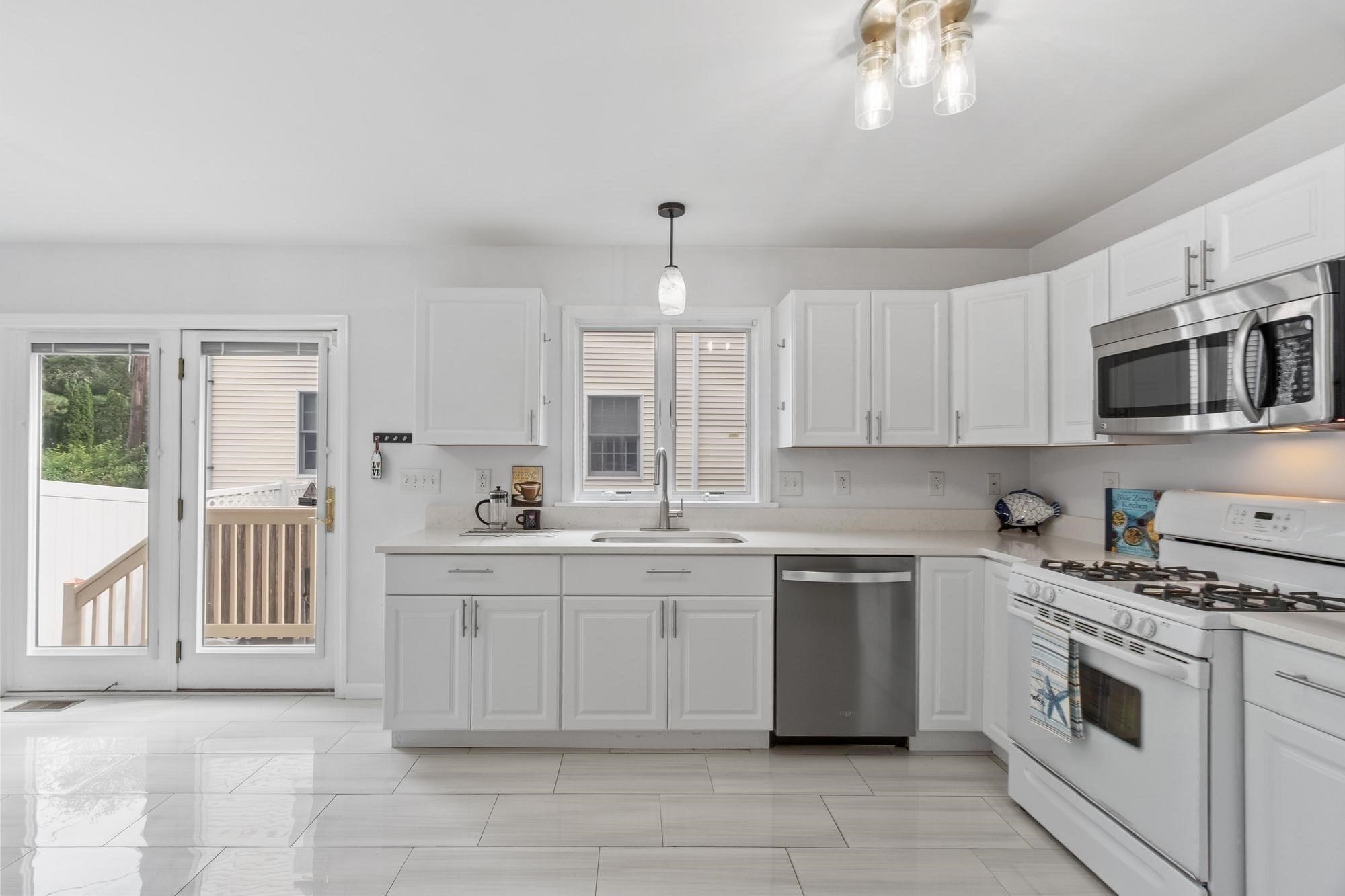 18 Rosegate Road, Needham, MA 02494 — photo 3