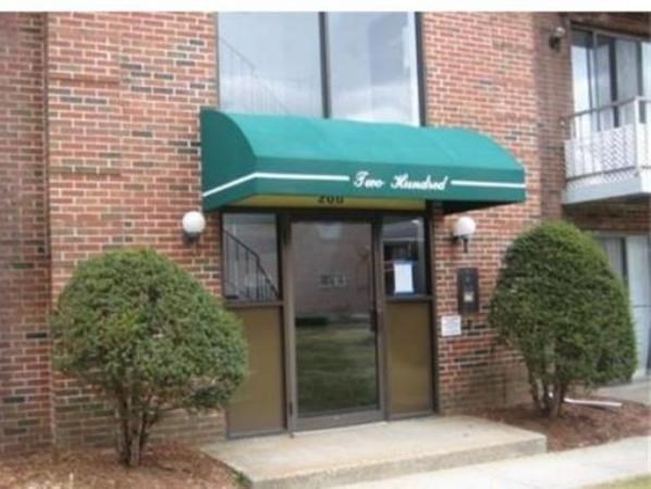 1186 Worcester Rd #220 — photo