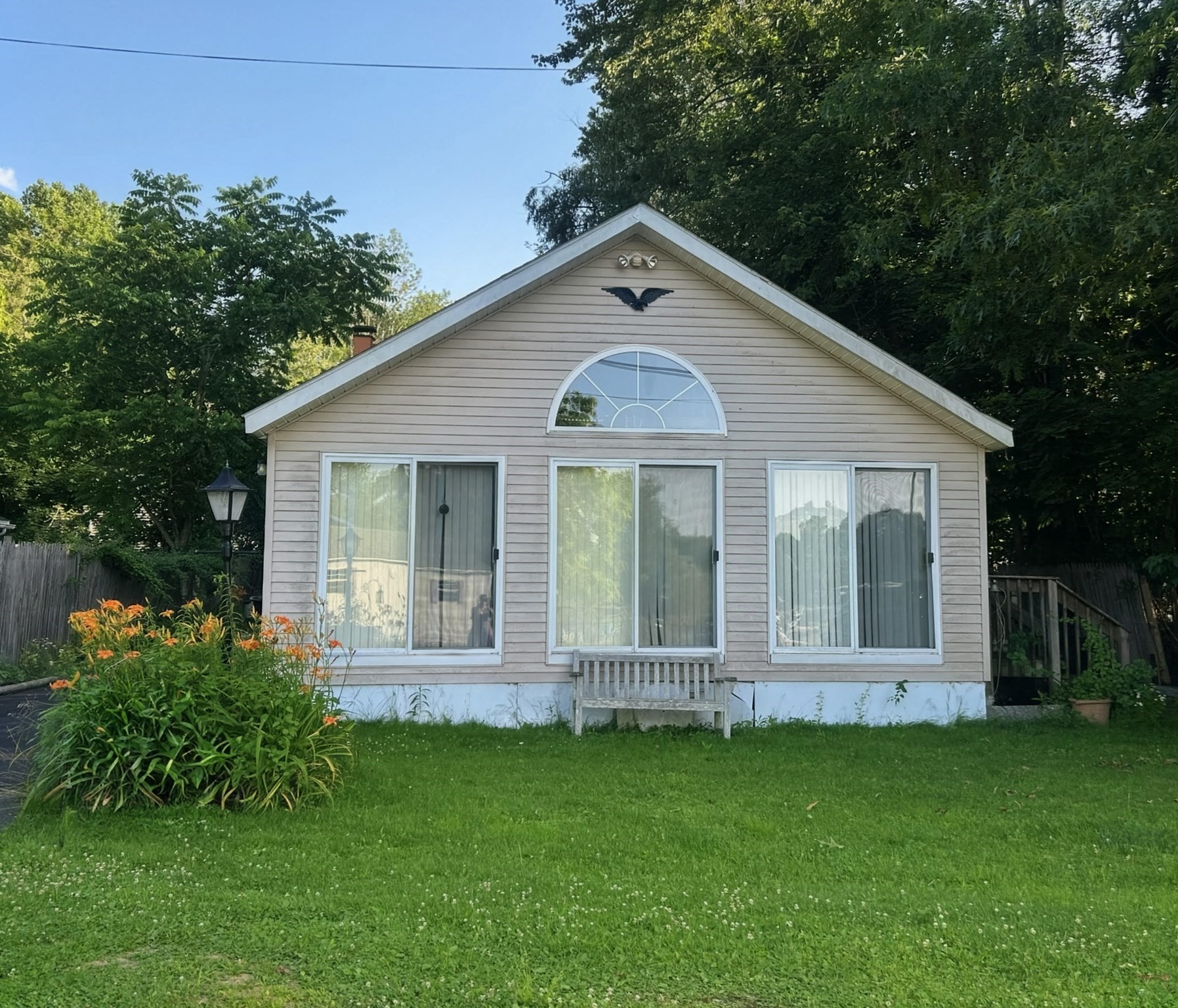 10 Brows Beach Rd — photo