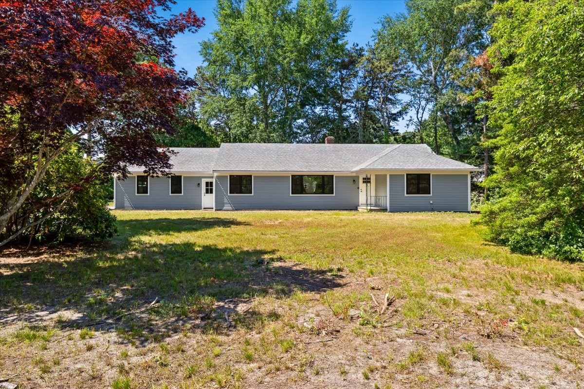 33 Runestone Rd — photo