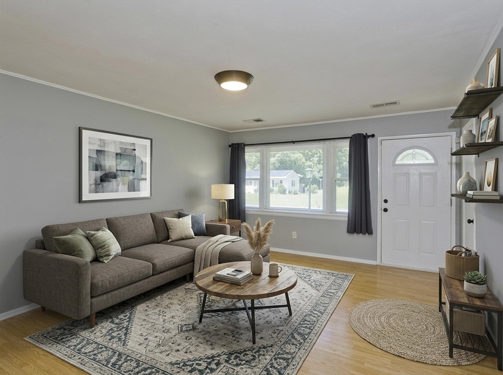 101 Old Farm Road, Springfield, MA 01119 — photo 2