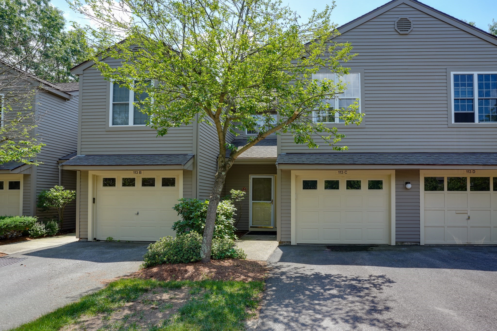 113 Ridgefield Circle # C — photo