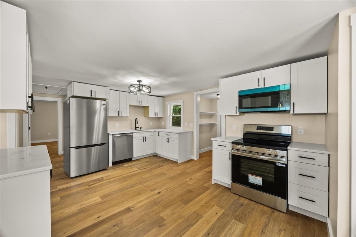 521 Marys Pond Road, Rochester, MA 02770 — photo 2