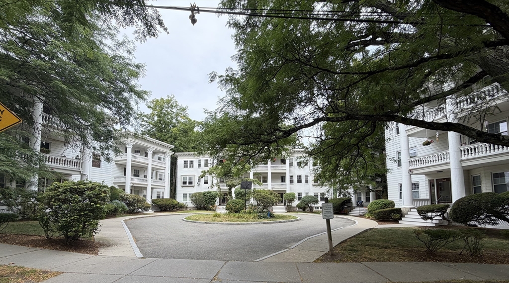 134 Middlesex Road #2, Newton, MA 02467 — photo 2
