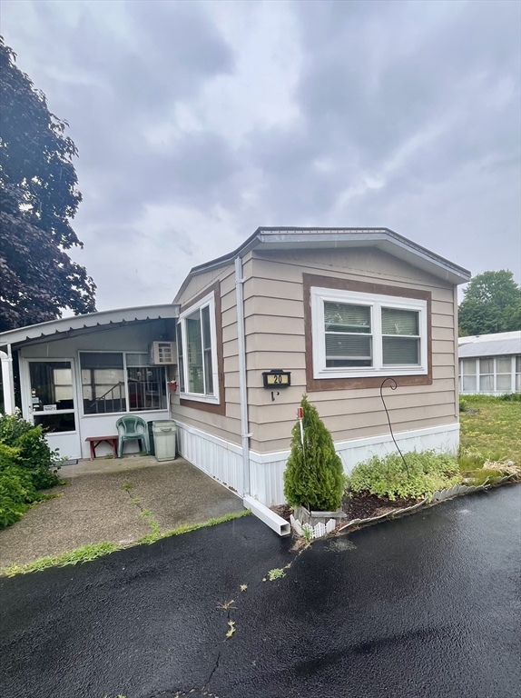20 Madeline Street — photo