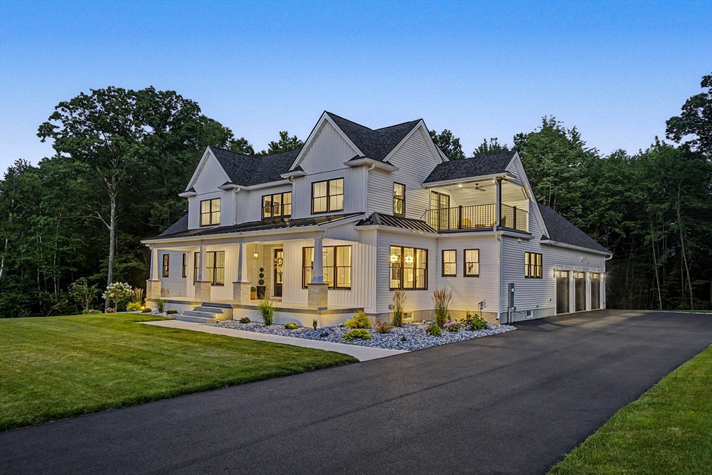 22 Sunset Ridge, Ludlow, MA 01056