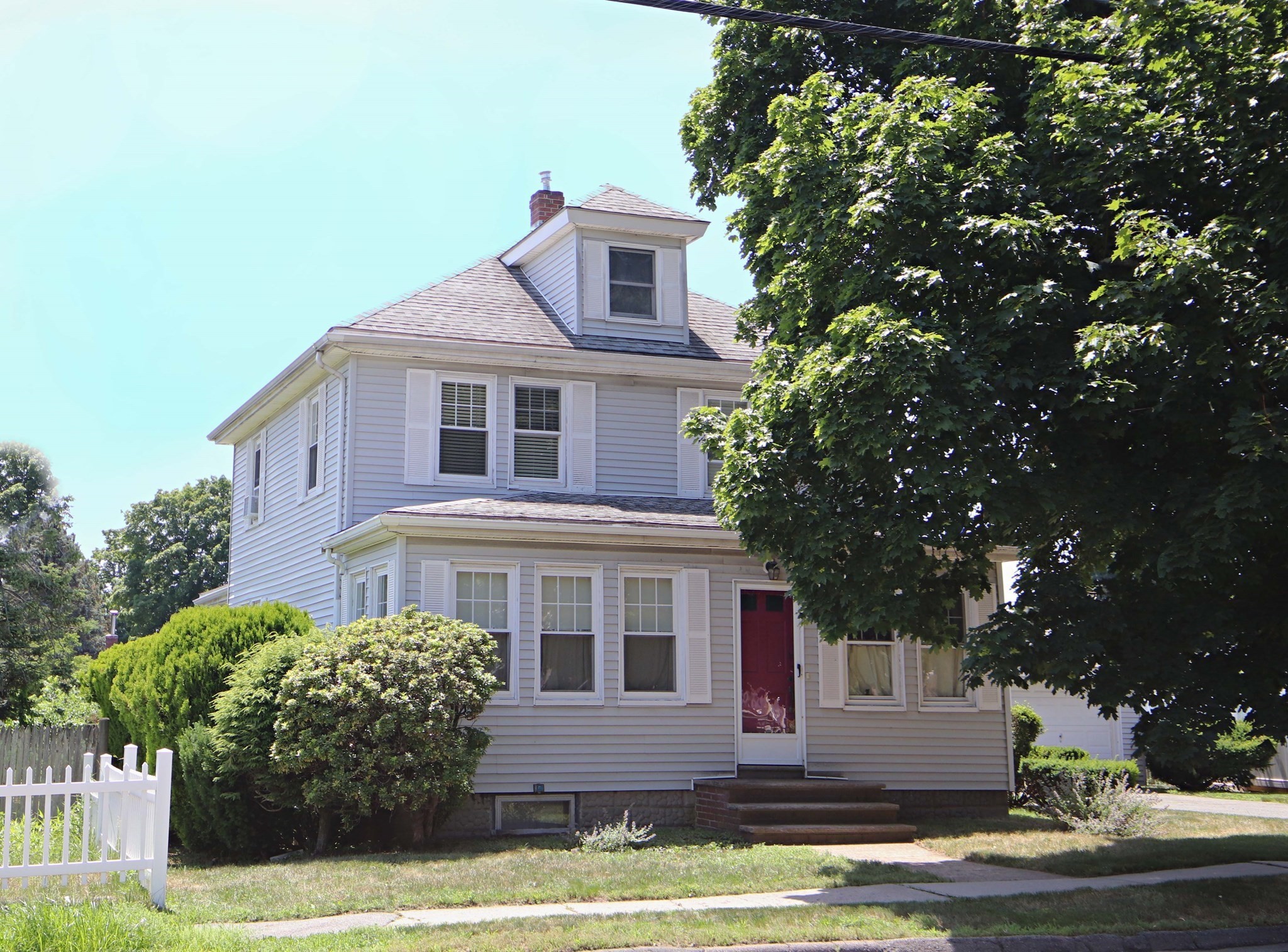 116 Main Street — photo