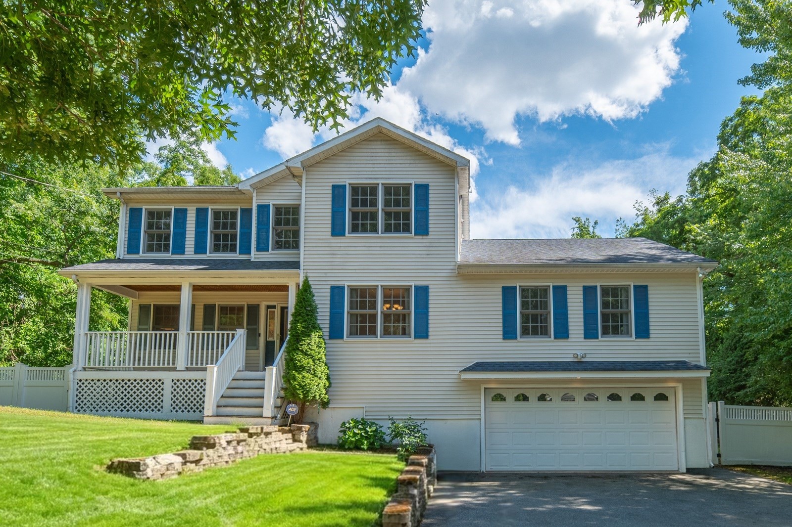 35 Brentwood Rd — photo