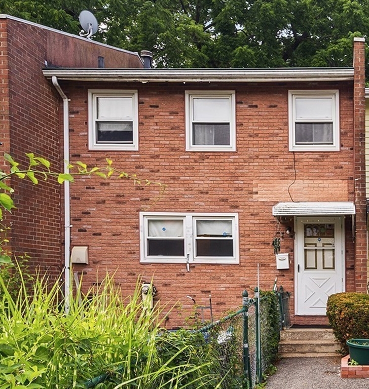 21 Hilton Ter — photo