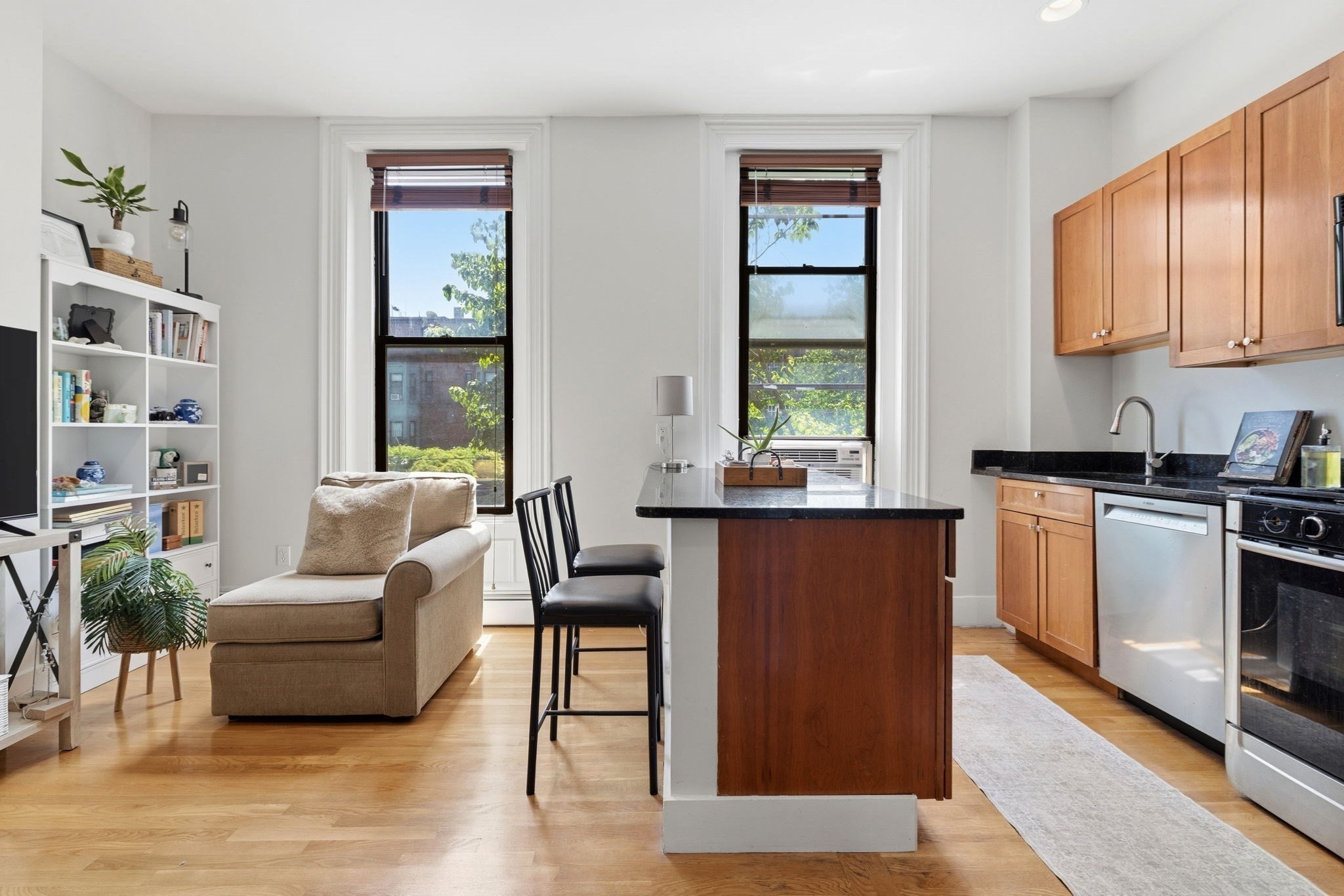 32 Yarmouth St #2 — photo