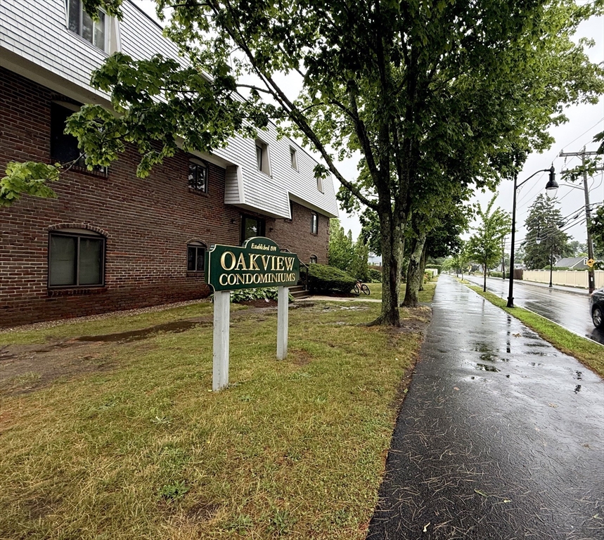 15 Oak Neck Rd # 16 — photo