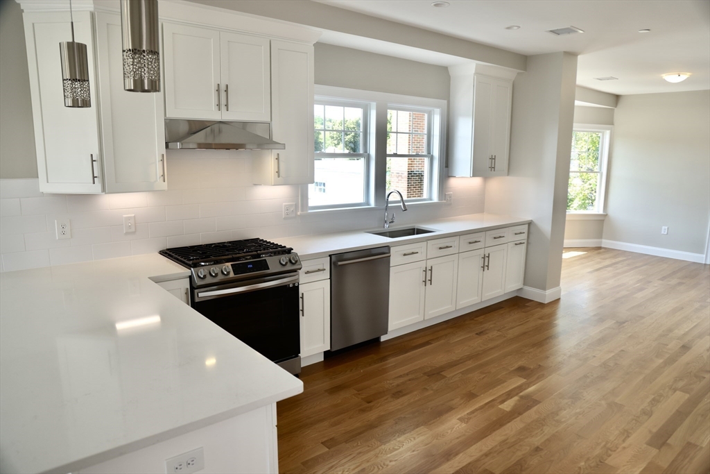 35 Chestnut St #2 — photo