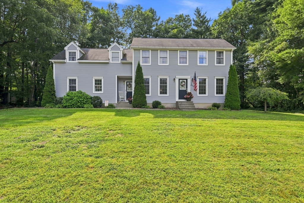 30 Sylvan Circle — photo