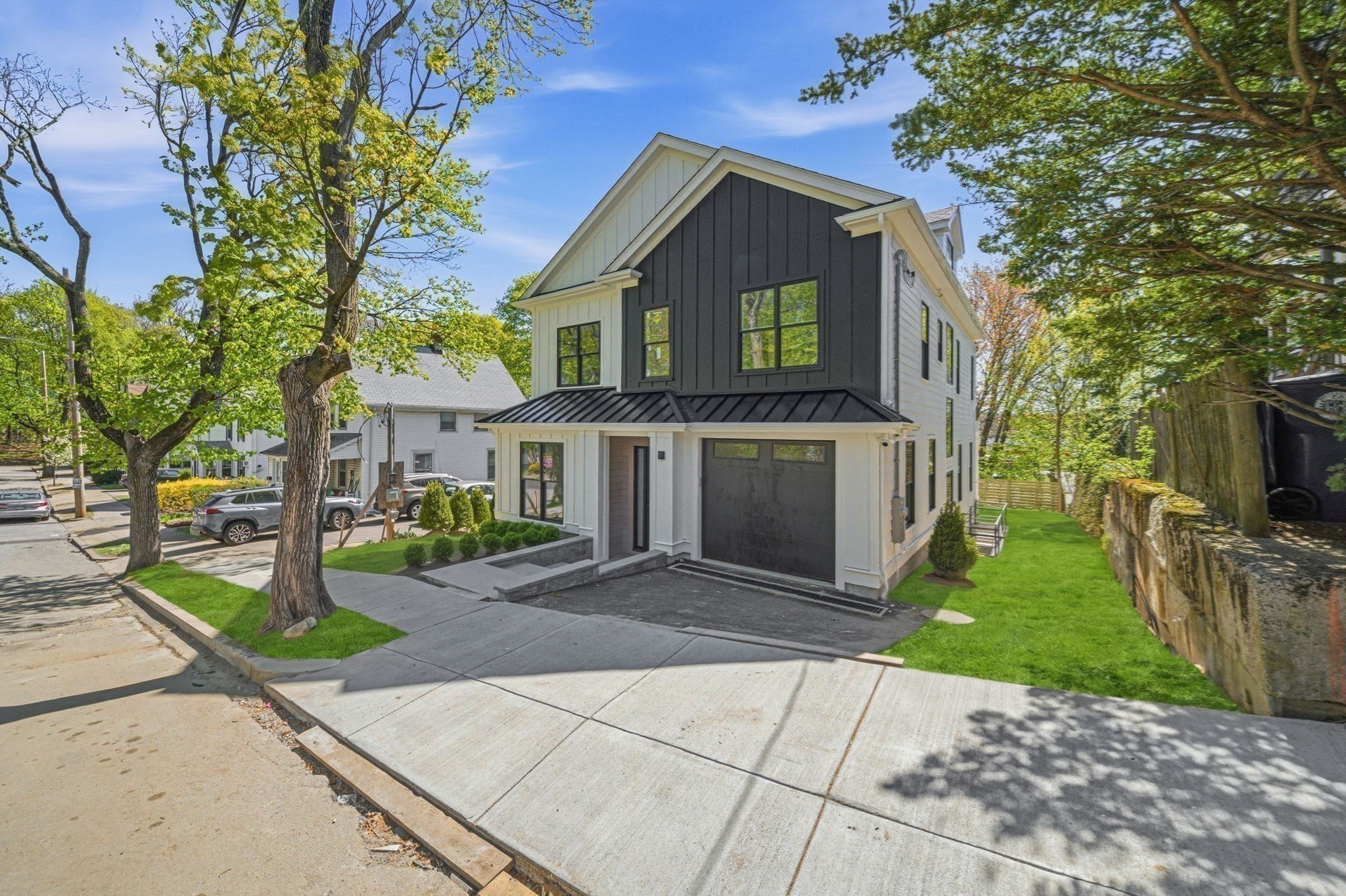 28 Chandler — photo