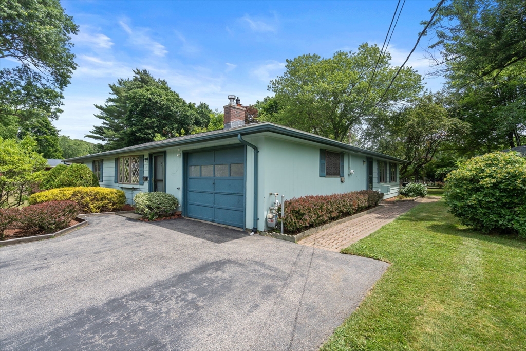 5 Sunset Road, Maynard, MA 01754