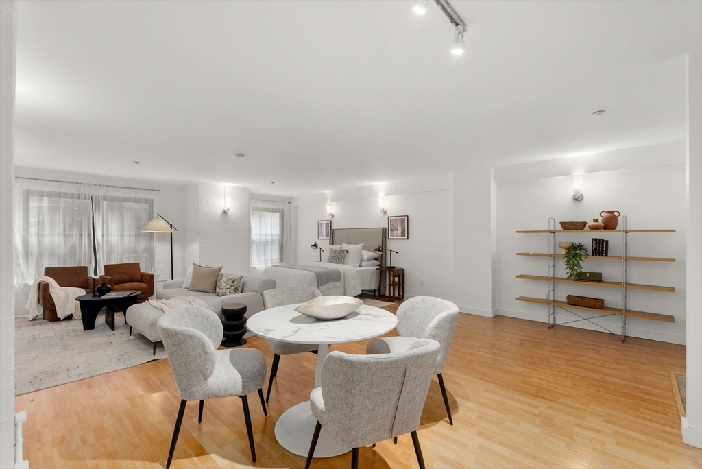 42 Chauncy Street #4C — photo