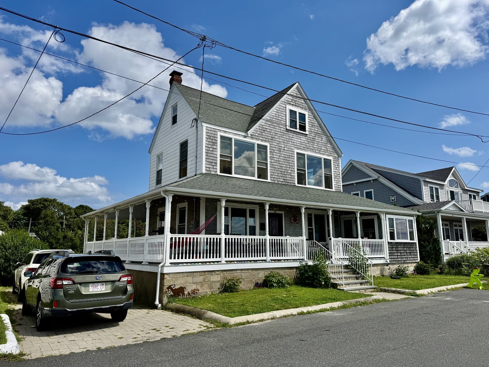 30 Sunset Avenue Sept-May 31 Winter — photo