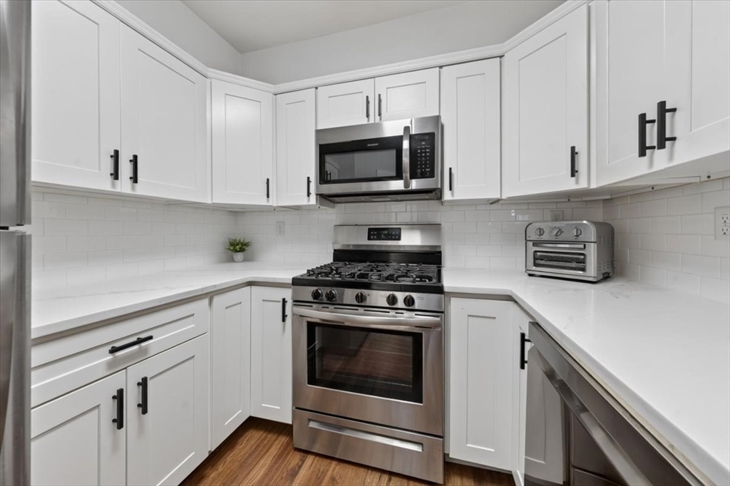 26 School St. #210 — photo