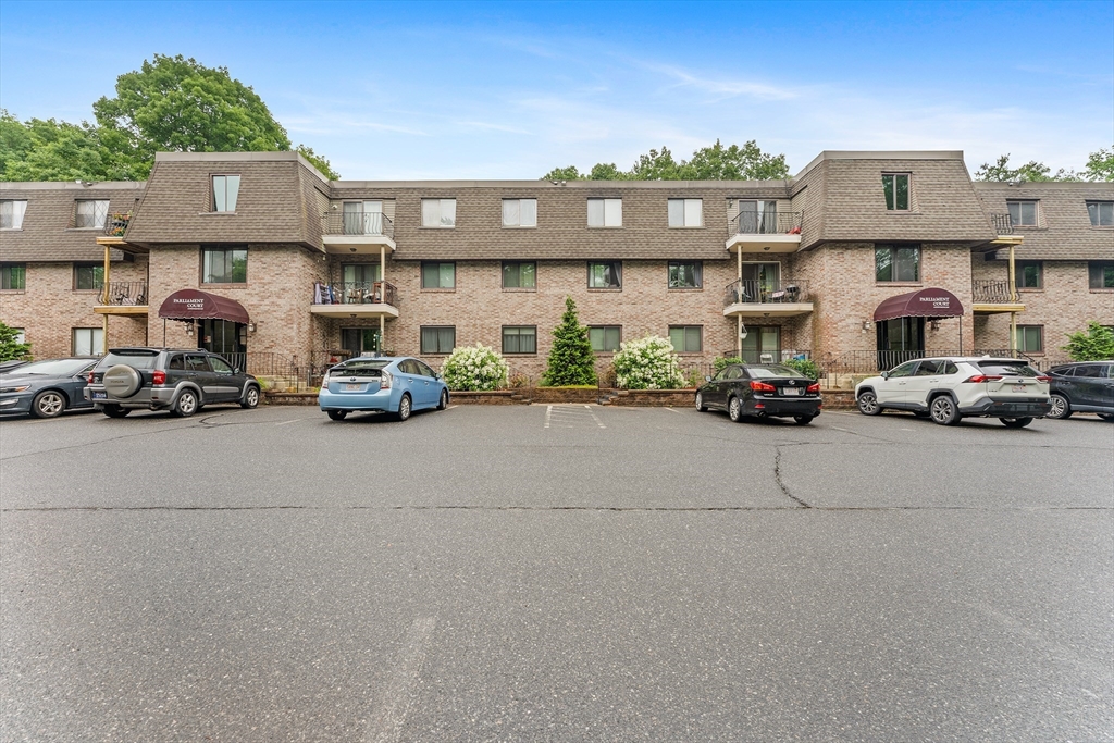 59 School St #B15 — photo