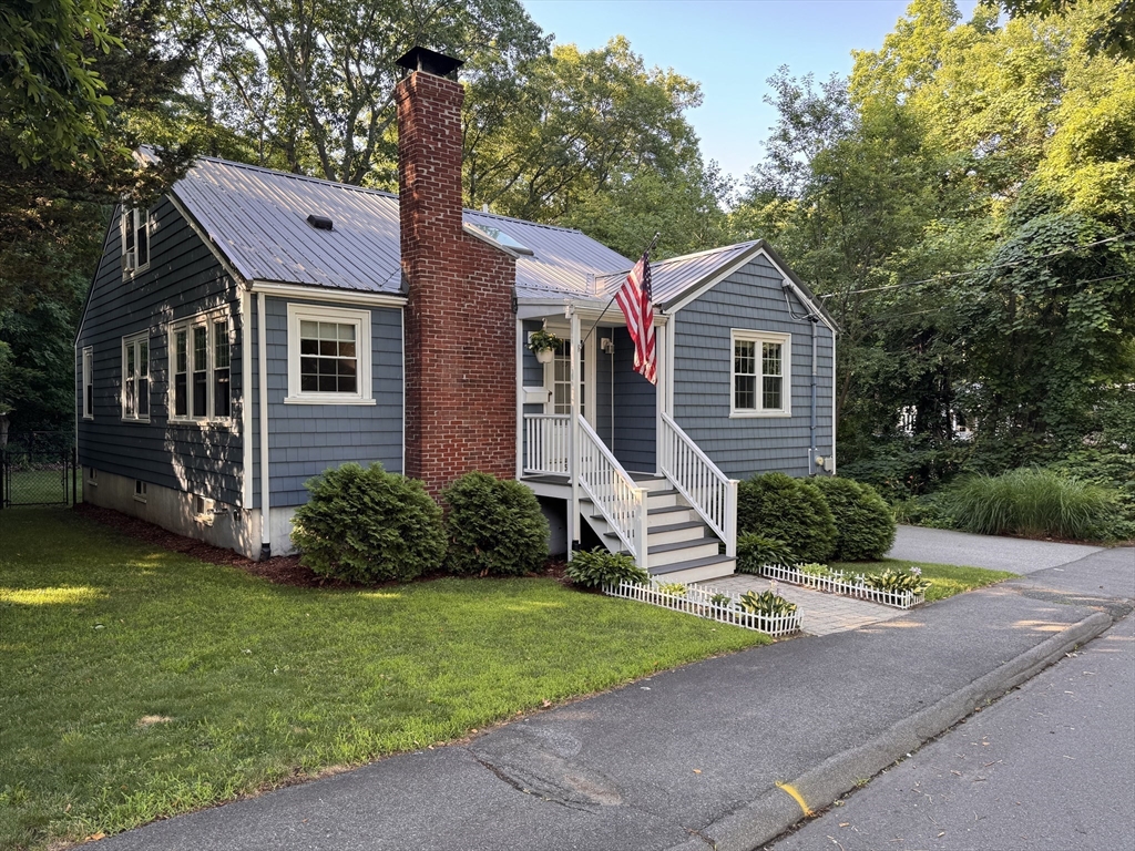 53 Bulfinch Road, Lynn, MA 01902