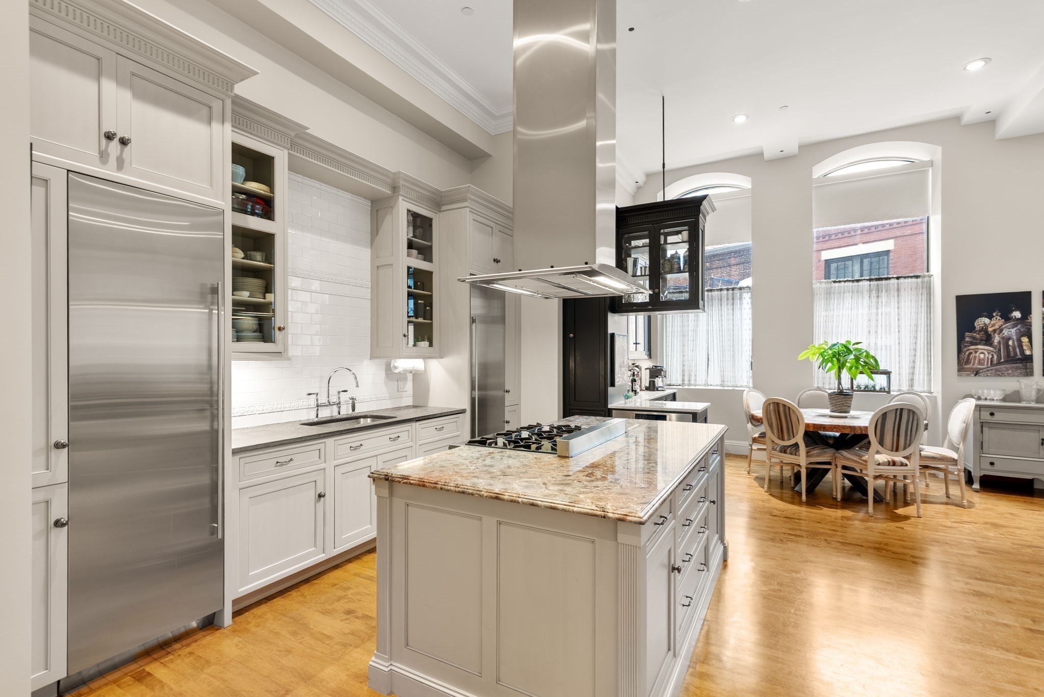 219-223 Columbus Ave #203 — photo