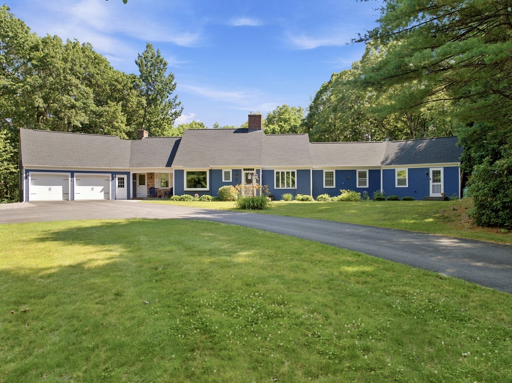 8 Netherwood Road, Windham, NH 03087 — photo 2