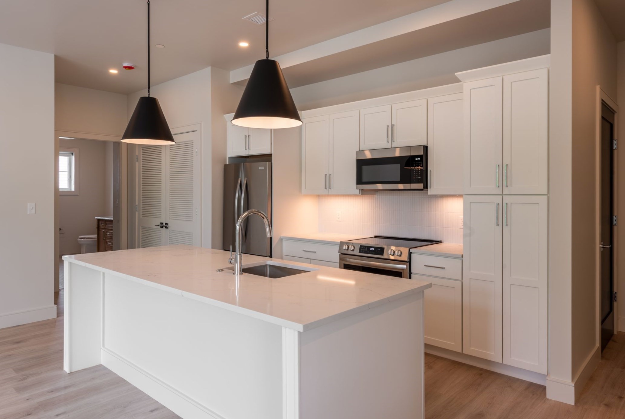 1223 Washington St #6 — photo