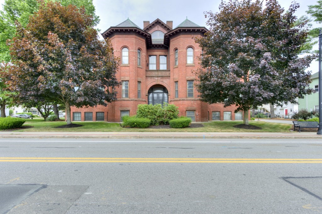 321 Plantation St #102 — photo