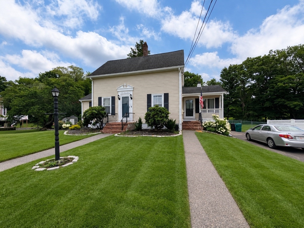422 Main Street — photo