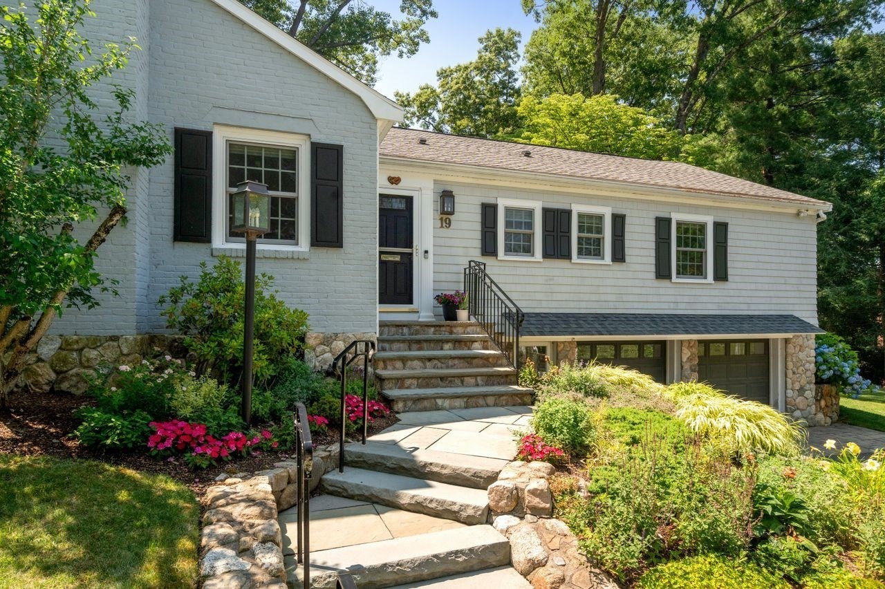 19 Druid Hill Rd — photo