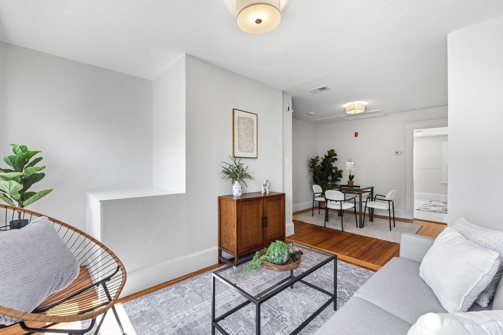 16 Clarkwood St #3 — photo