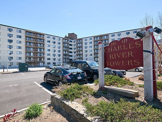 151 Coolidge Ave #303 — photo